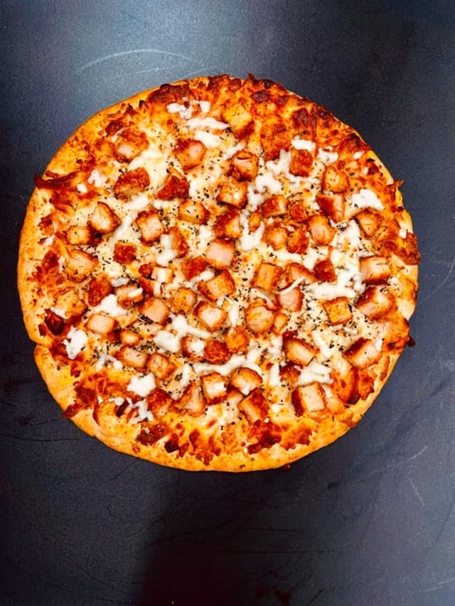 #15 - Chicken Pizza.