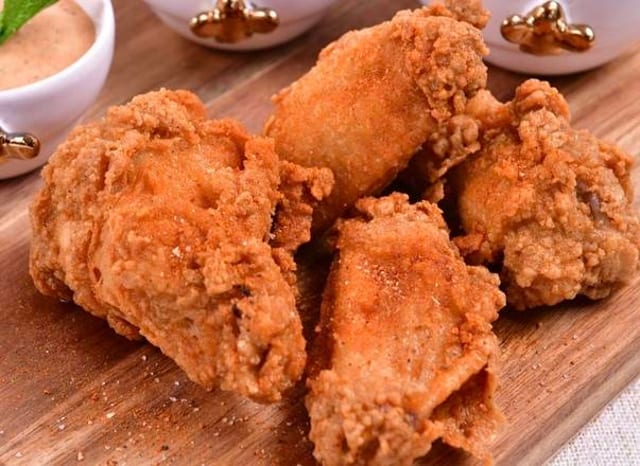 35 Crispy Wings.